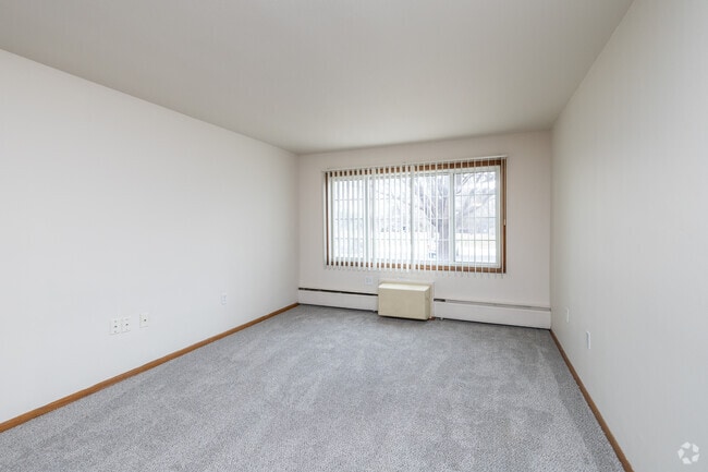 1BR, 1BA - 700SF - Living Room