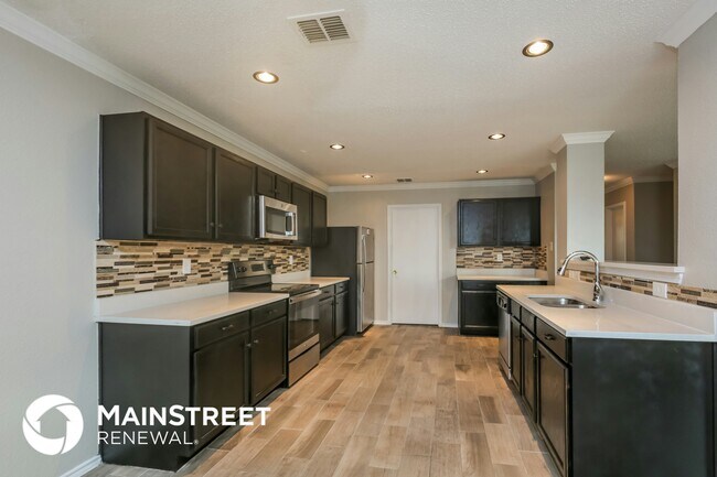 Photo - 941 Stone Chapel Way