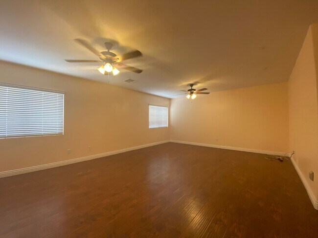 Photo - 5 Bedroom Home in SouthWest