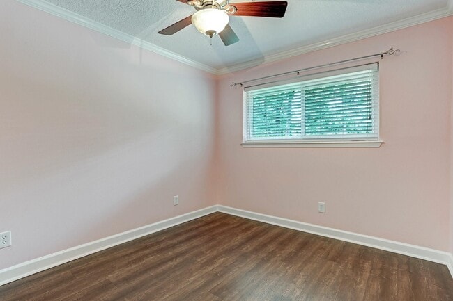 Photo - 1211 Diablo Dr