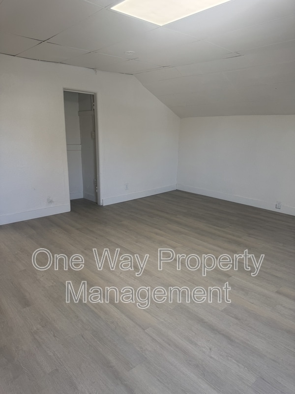 Photo - 1412 7th Ave