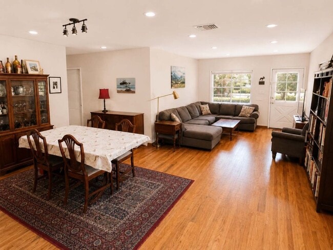 Photo - 22130 Viscanio Rd