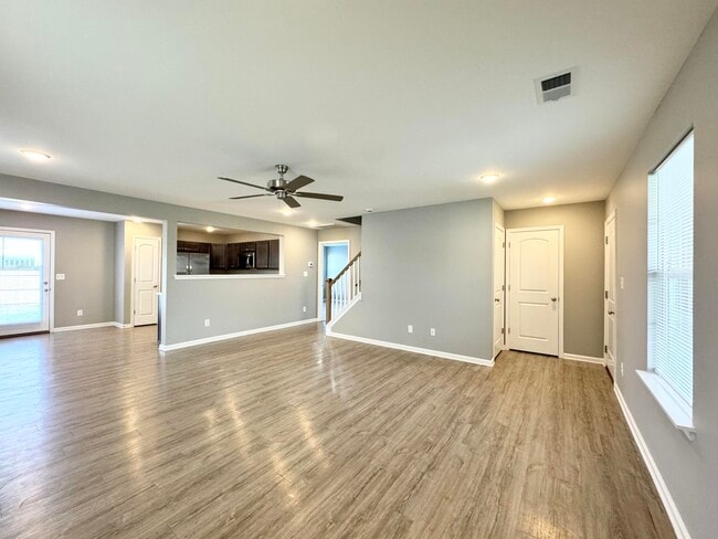 Photo - 8112 Driftwood Lp