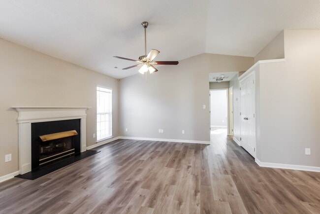 Photo - 3900 Golden Rod Ct