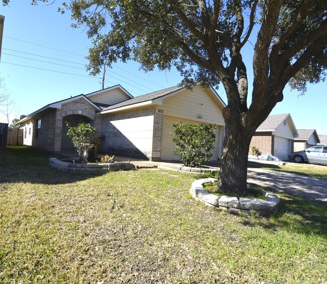 Photo - 7423 River Pines Dr