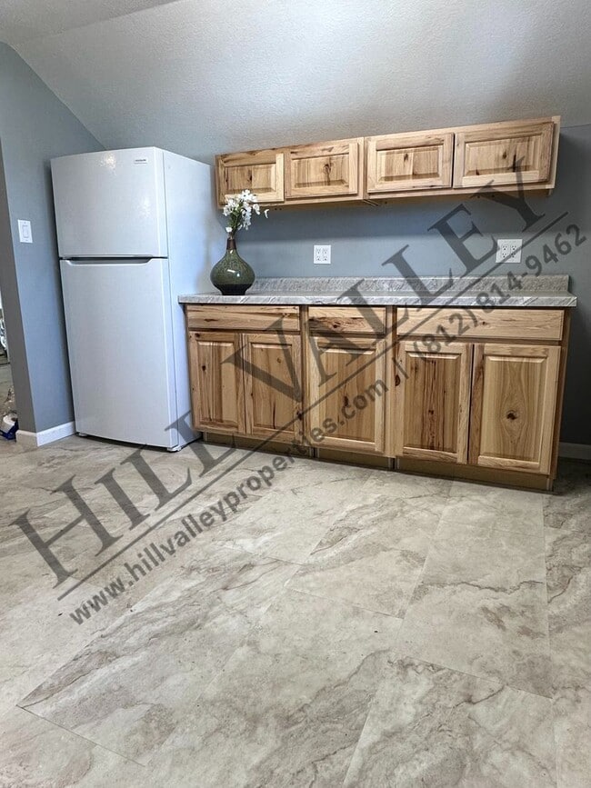 Photo - 2330 S 7th St Unit Apt 4