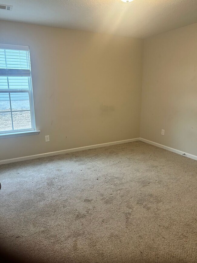 Photo - Gorgeous 3 bedroom 2 bathroom home