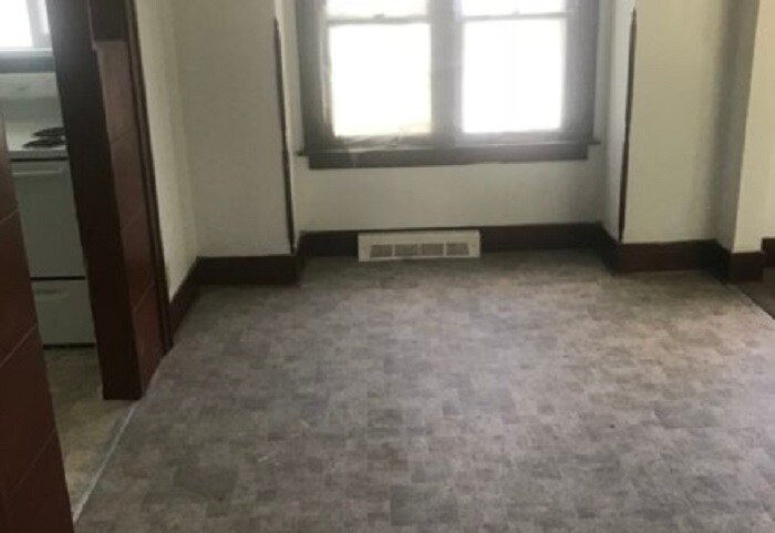 Photo - 910 Dakin St