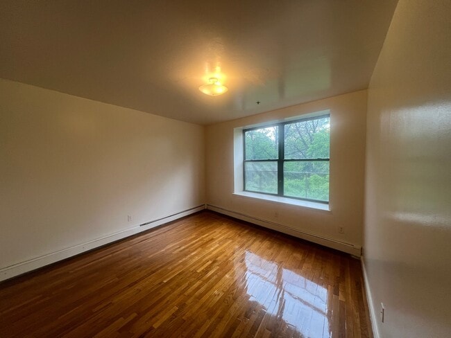 Photo - 1 Mapes Ave Unit 3D