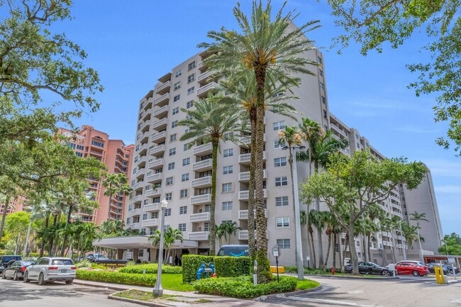 Photo - 90 Edgewater Dr Unit 1201