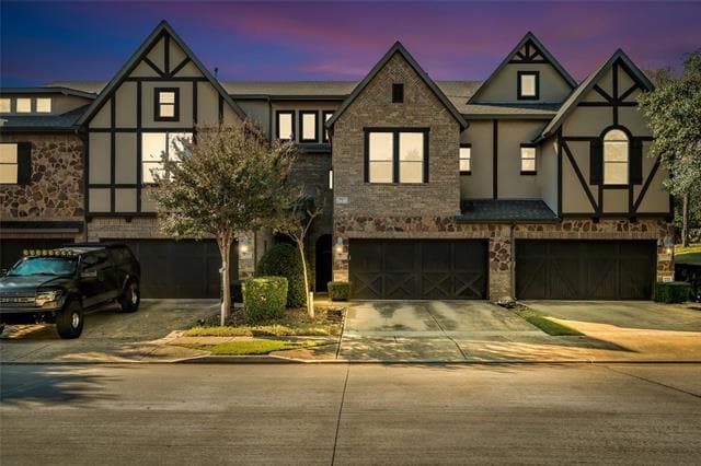 Photo - 932 Brook Forest Ln