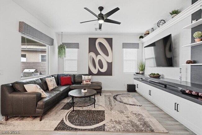 Photo - 246 Tallis Hills Ave