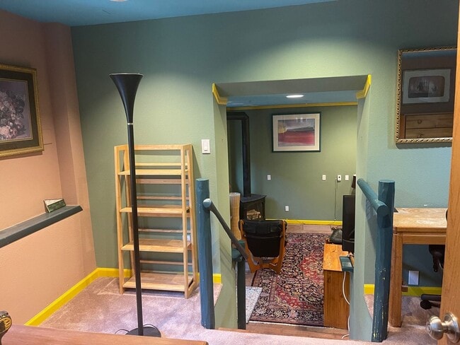 Photo - Furnished 2 Bedroom Garden Level Apartment in Upper Table Mesa Near Bear Creek Park