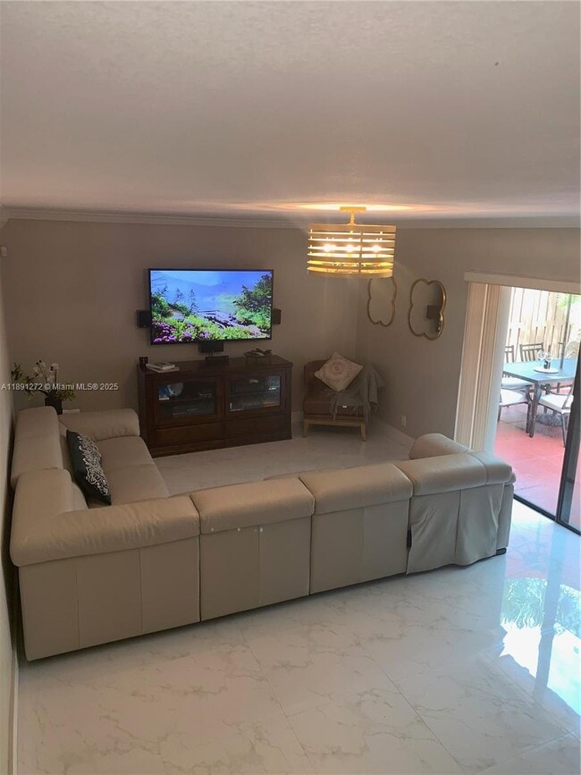 Photo - 2561 Camelot Ct