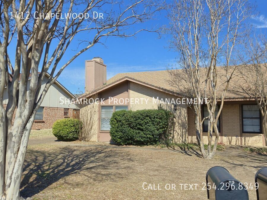 Midway ISD duplex off Chapel Road! - Midway ISD duplex off Chapel Road! House