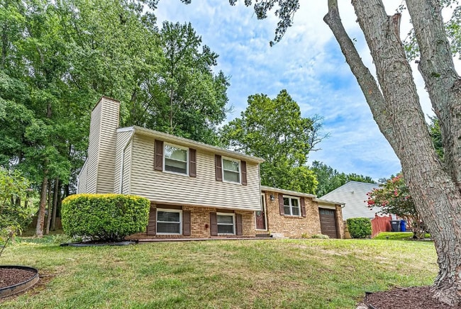 Photo - 2126 Briarwood Dr