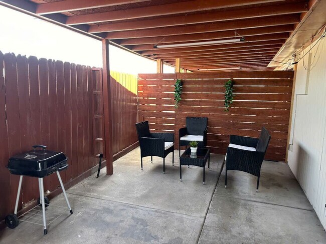 609 Carlsbad St Unidad SI ID1464998P