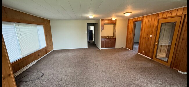 Photo - 709 Lake Shore Dr