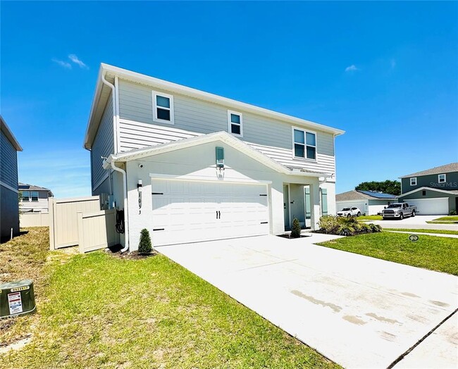 Photo - 1053 Ambleside Dr