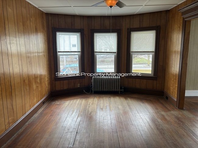 Photo - 125-127 Pond Street Unidad 1