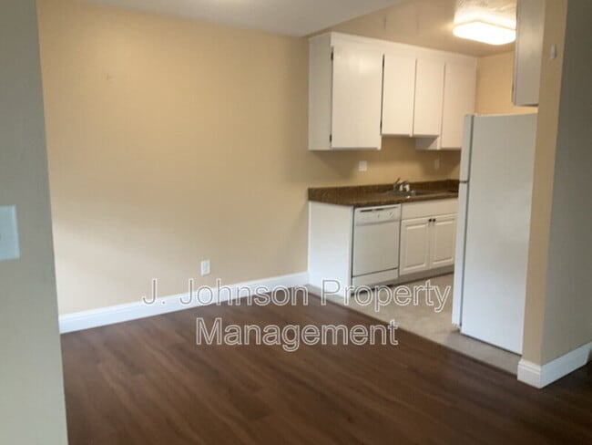 Photo - 136 Blue Ridge Dr Unit D