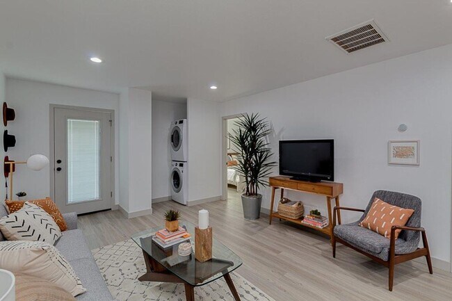 Photo - $599 Move in Special - Gorgeous, Open Concept Two Bed Two Bath near Old Town Scottsdale! Unidad 6712