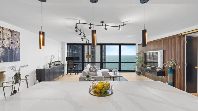 Photo - 900 N Lake Shore Dr Unidad 1607