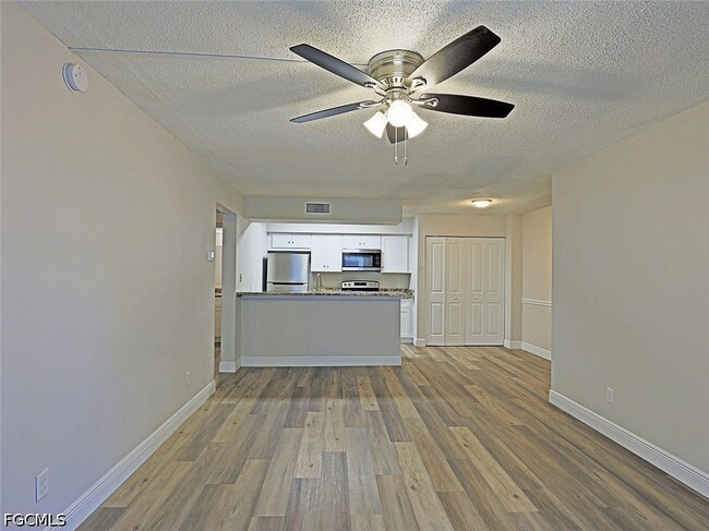 Photo - 5305 Summerlin Rd Unit 506