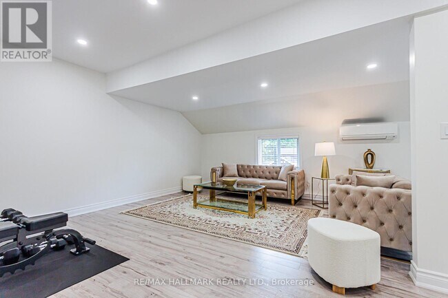 Photo - 930 Lake Dr E Unité 2