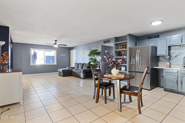 Photo - 13810 N 48th Ave