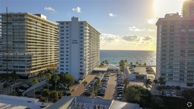 Building Photo - 4010 Galt Ocean Dr Unit 1116 Rental