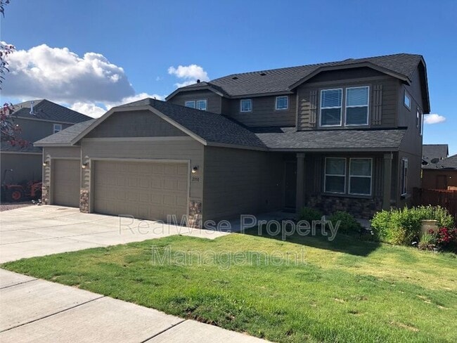 Photo - 2350 NW Hazelwood Ave