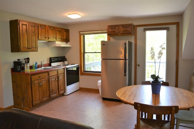 Photo - 548 Rte 10 N Unit B