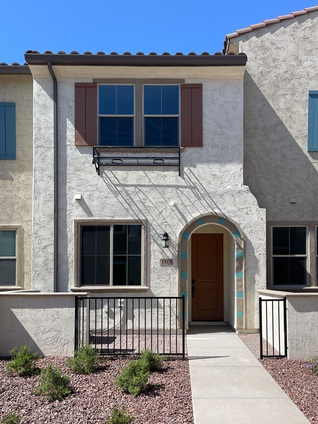 Photo - 1849 E Chelsea Ln Townhome