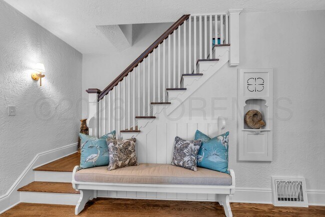 Photo - 204 Monroe Ave