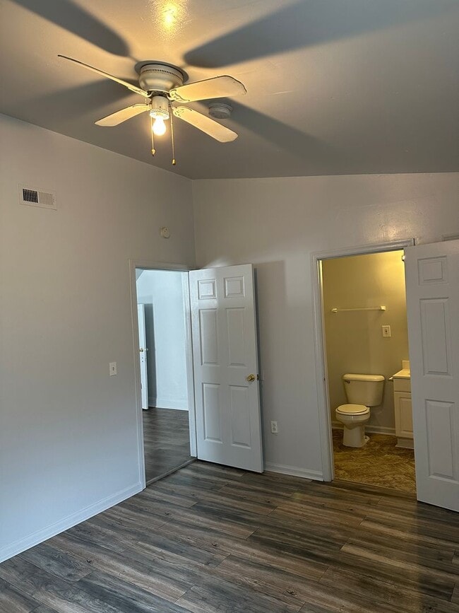 Photo - Spacious Duplex!