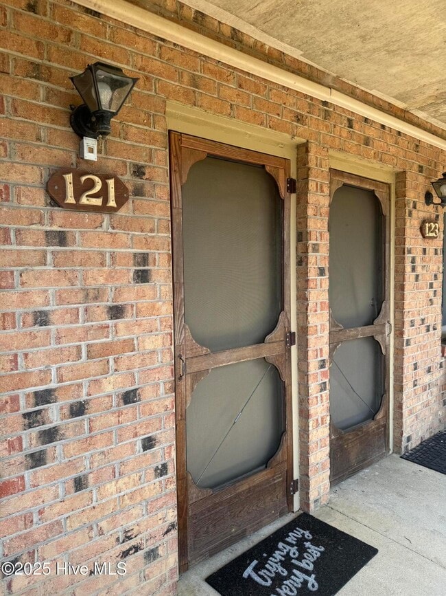 Building Photo - 7 Foxfire Blvd Unit # 121 Rental