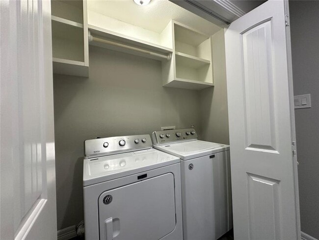 Photo - completely renovated 1930 Craftsman bungalow in the sought after Brooke Smith subdivision of Hous...