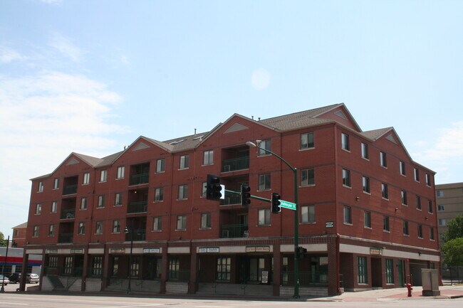 Photo - 201 E Burlington St Apartments