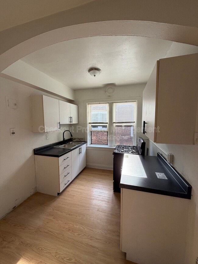 Photo - 7340 Forsyth Blvd Unit 307
