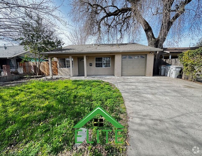 Building Photo - **For Rent: Beautifully Remodeled 3-Bedroo... Rental