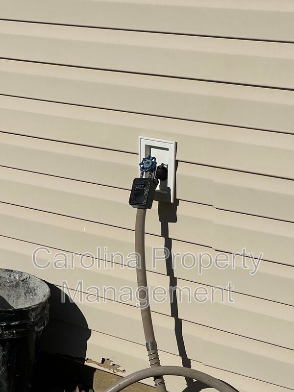 Photo - 1427 Jabbok Pl NW