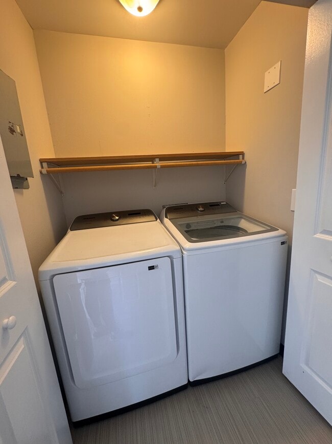 Photo - 405 S Graham Ave