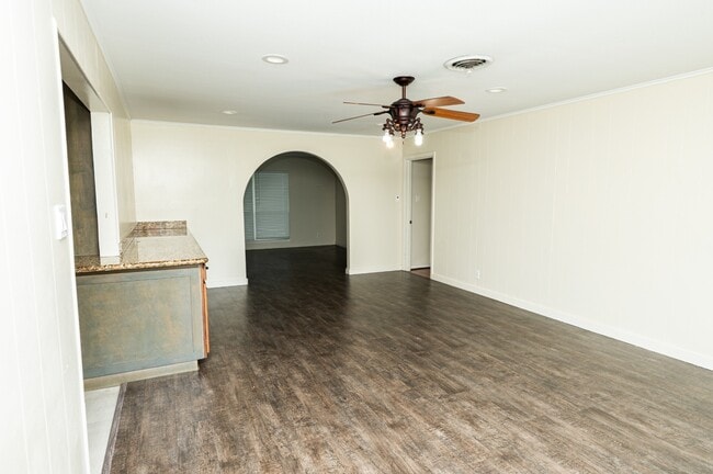 Photo - 5407 Rutherglenn Dr