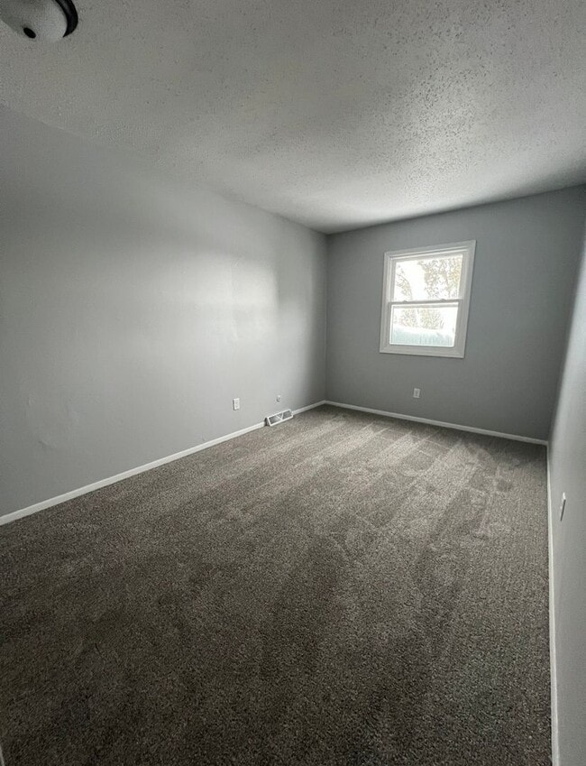 Photo - 5437/5439 N Linwood Ave Unidad 5437 N Linwood Ave