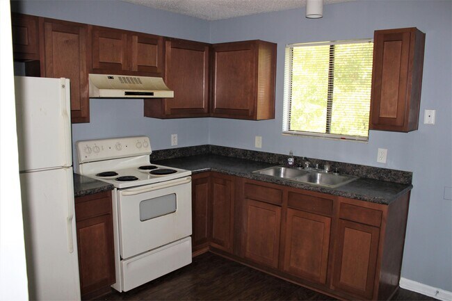 Photo - 5136 Westchase Ct