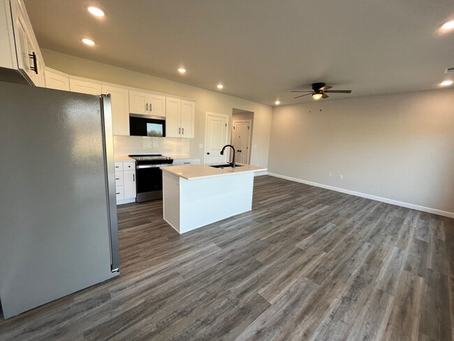 Photo - 71 SE 361st Rd Apartment Unit B