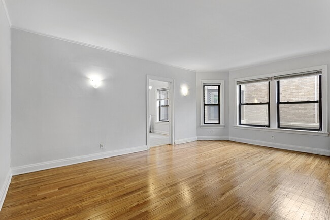 Photo - 529-41 W Wellington