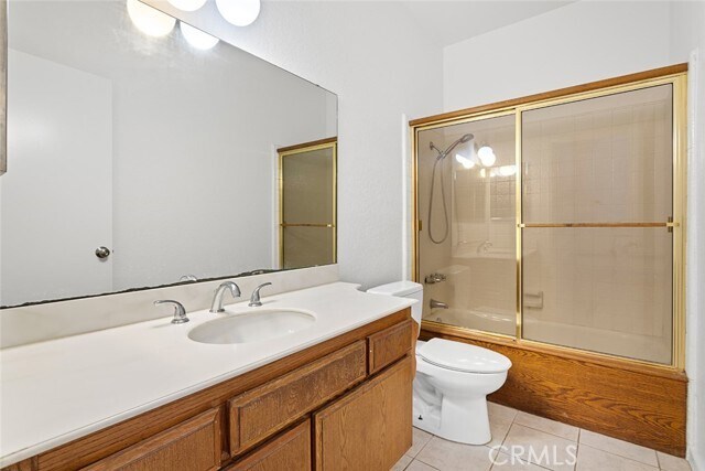 Photo - 560 N Brea Blvd Unit 21