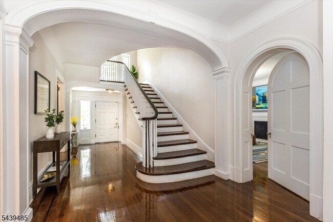 Photo - 263 Tillou Rd